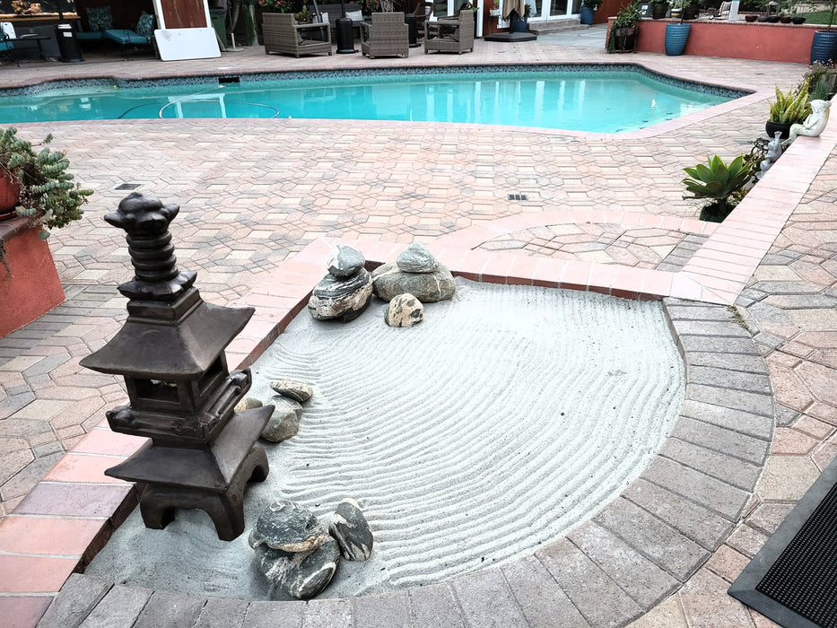 Brookstone Hardscape 44 Lbs. Box Small Size Stones 3" to 5" rock and stone Lifegard Aquatics