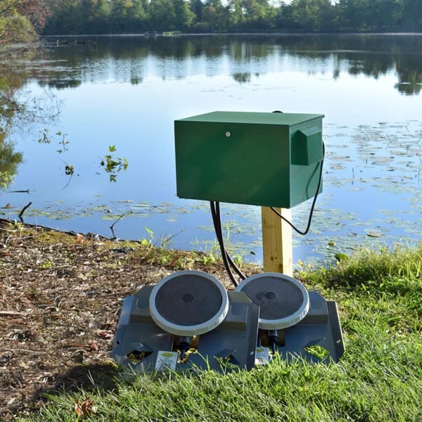 EasyPro Lake & Pond Aeration Systems Aeration EasyPro EasyPro Sentinel Deluxe Aeration System Complete PA34-2 system w/Post Mounted Cabinet 